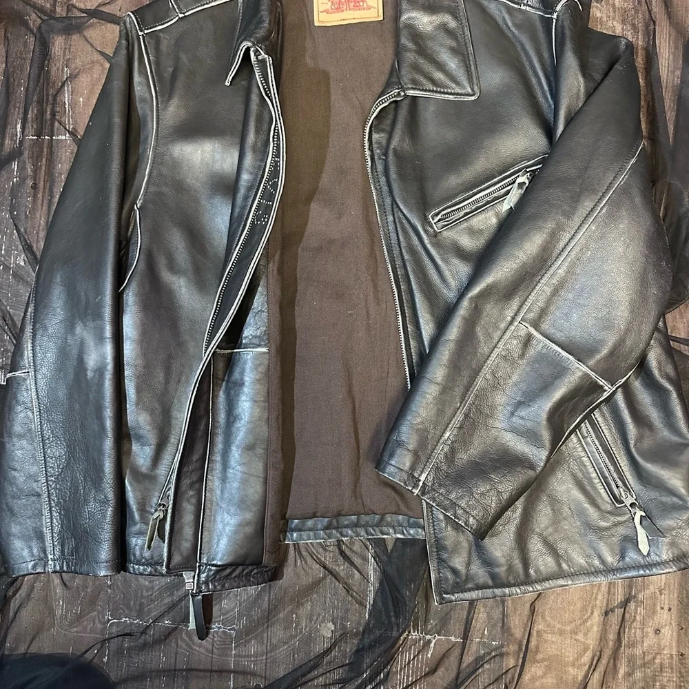 Levi's Black Lightweight Shirt Jacket - Picture 3 of 13